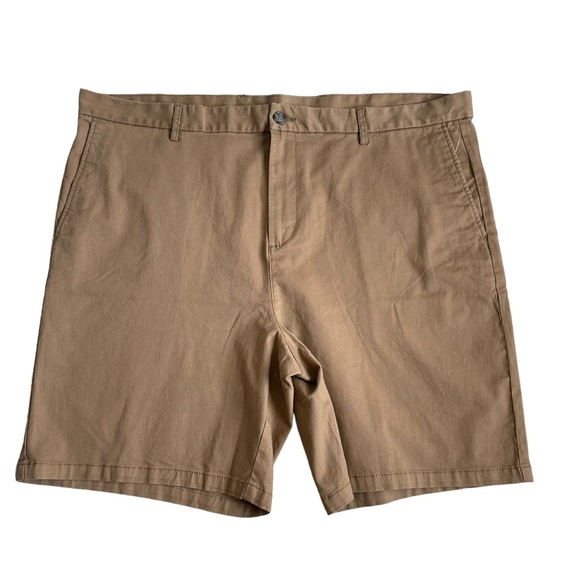 Old Navy Men’s Slim Built-in Flex Rotation Chino Khaki Shorts Size 46 - Picture 3 of 10